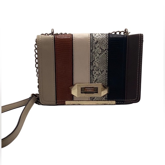 Aldo crossbody/shoulder bag. - Picture 1 of 16